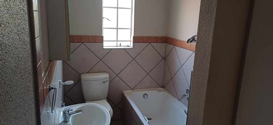 2 Bedroom Property for Sale in Sasolburg Free State